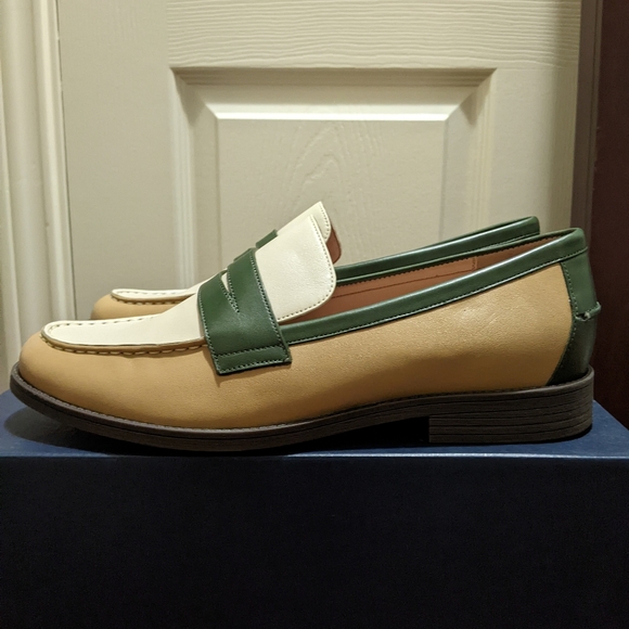 Cole Hann Sophia Loafer Women's 9.5 - Picture 2 of 8